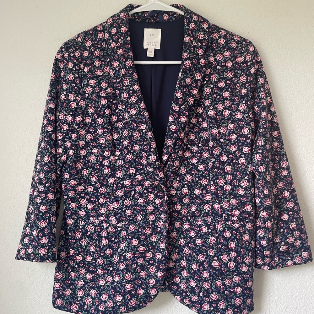 LC Lauren Conrad Navy Floral Blazer